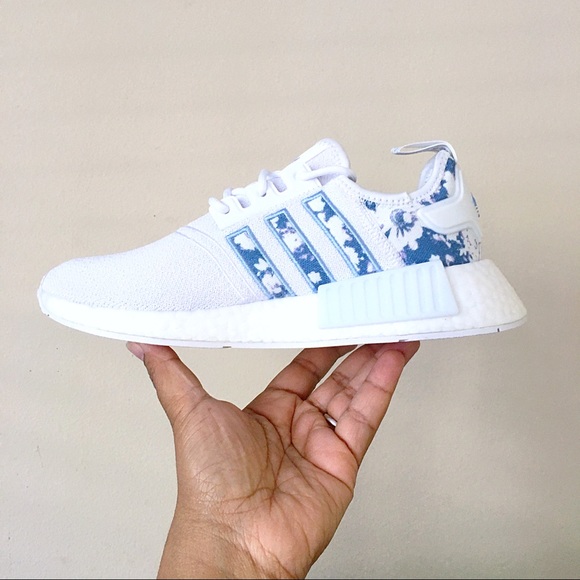 Adidas NMD R1 White Blue Floral - Picture 5 of 7